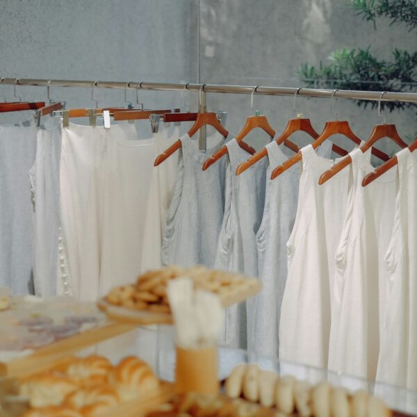 Why Cotton Is Still the Preferred Fabric for Bohemian, Cottage, Minimalist Clothing