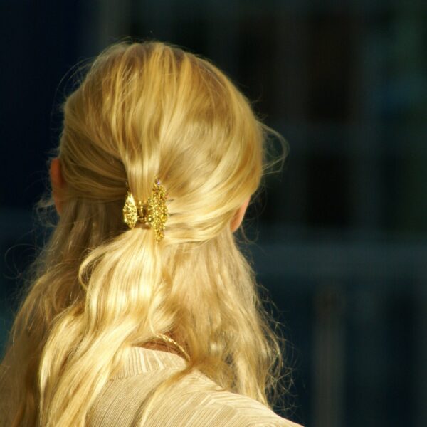 From Blowouts to Budget: Recessioncore Hair Trends Taking Over 2025